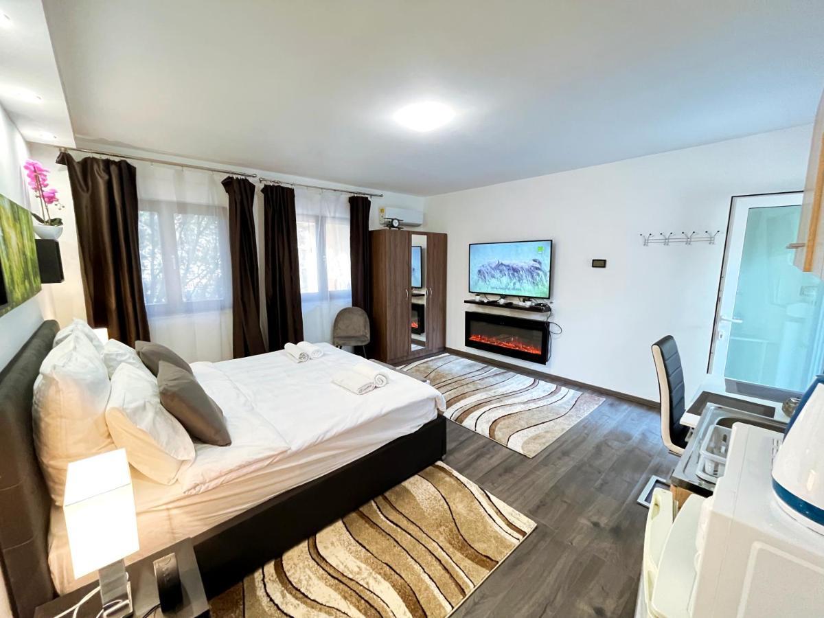 Nyuszis Apartman Kiskunmajsa Buitenkant foto