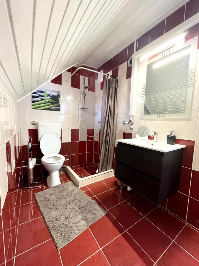 Nyuszis Apartman Kiskunmajsa Buitenkant foto