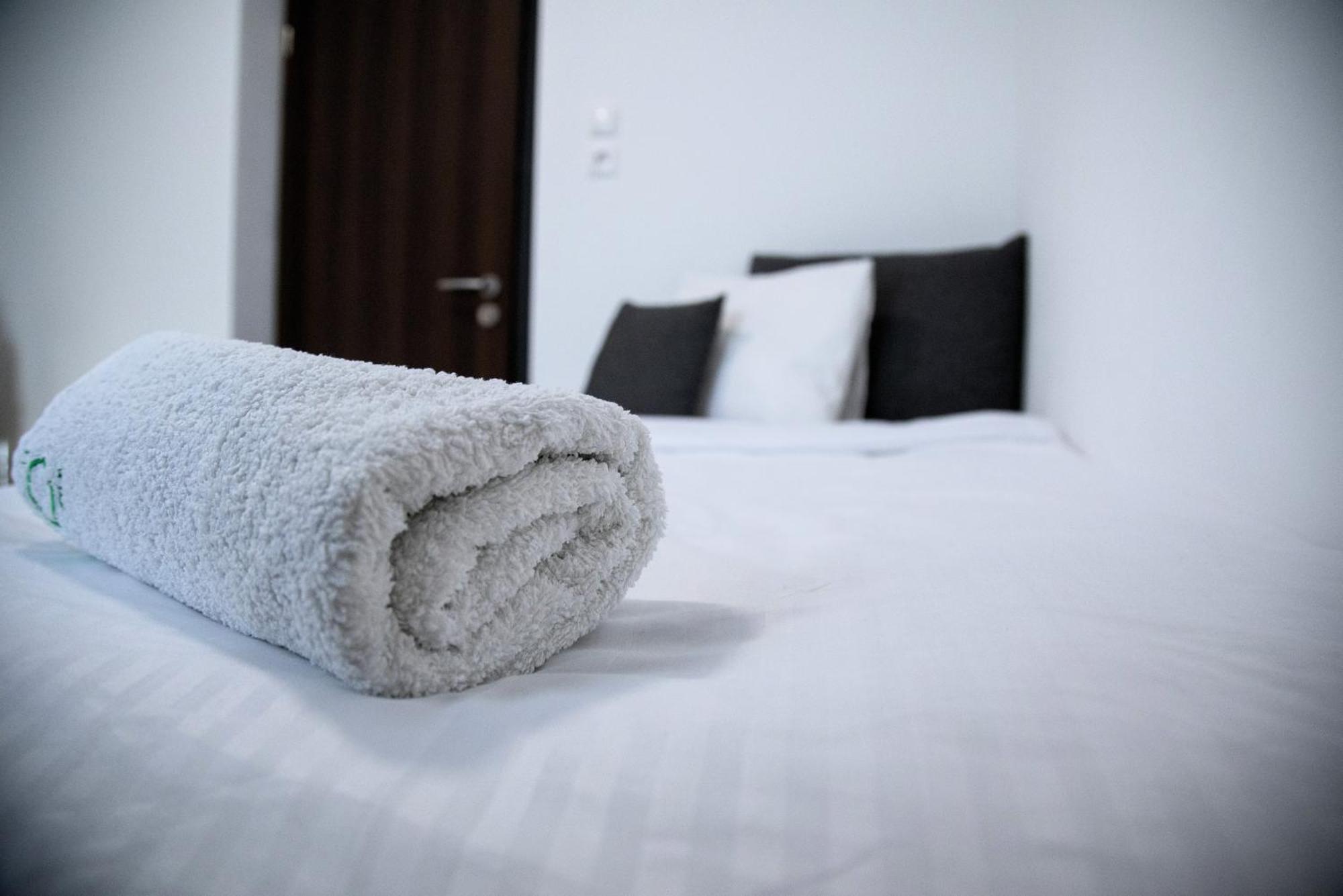 Nyuszis Apartman Kiskunmajsa Buitenkant foto