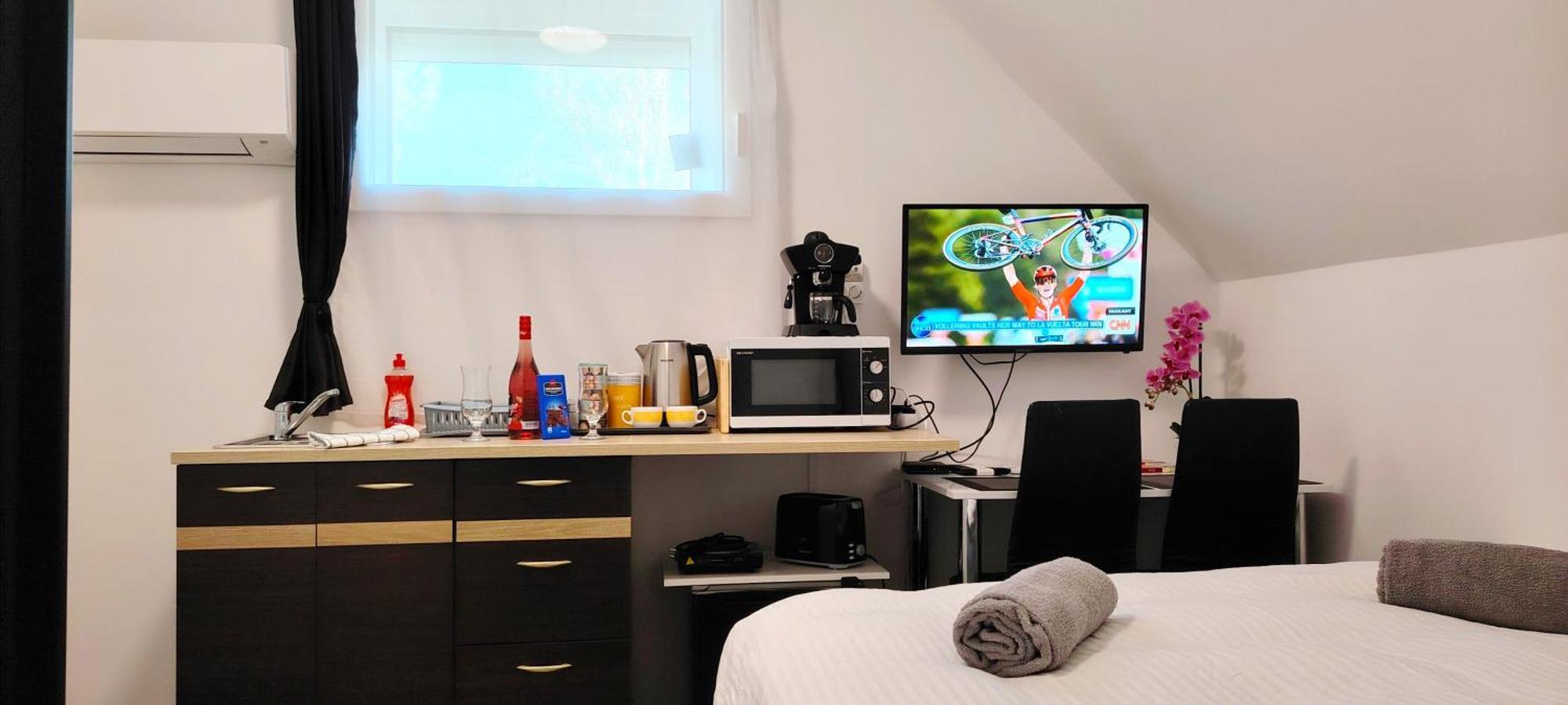 Nyuszis Apartman Kiskunmajsa Buitenkant foto